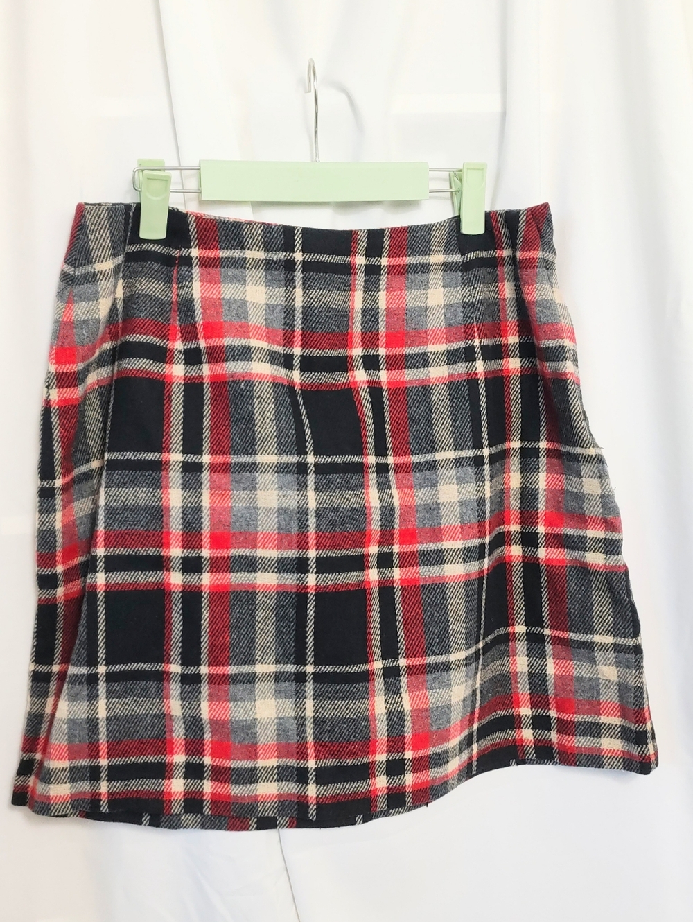 Bently Y2K Plaid Skirt Red Black Size Medium